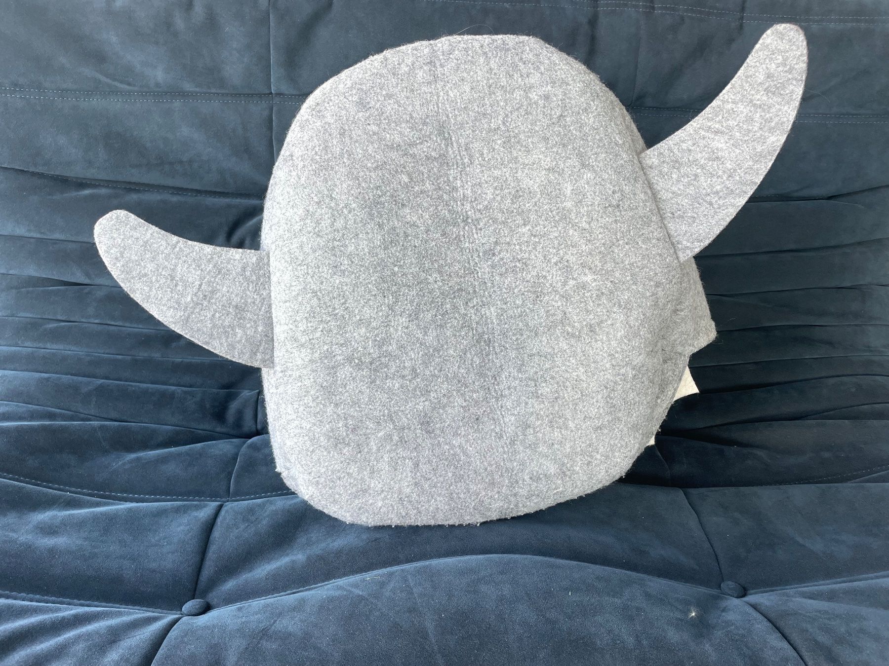 Cucce & Letti: Freezack Shark Cave Katzenbett – Nuovo (secondo la descrizione) da Richterswil venduto da Jolipoisson 1