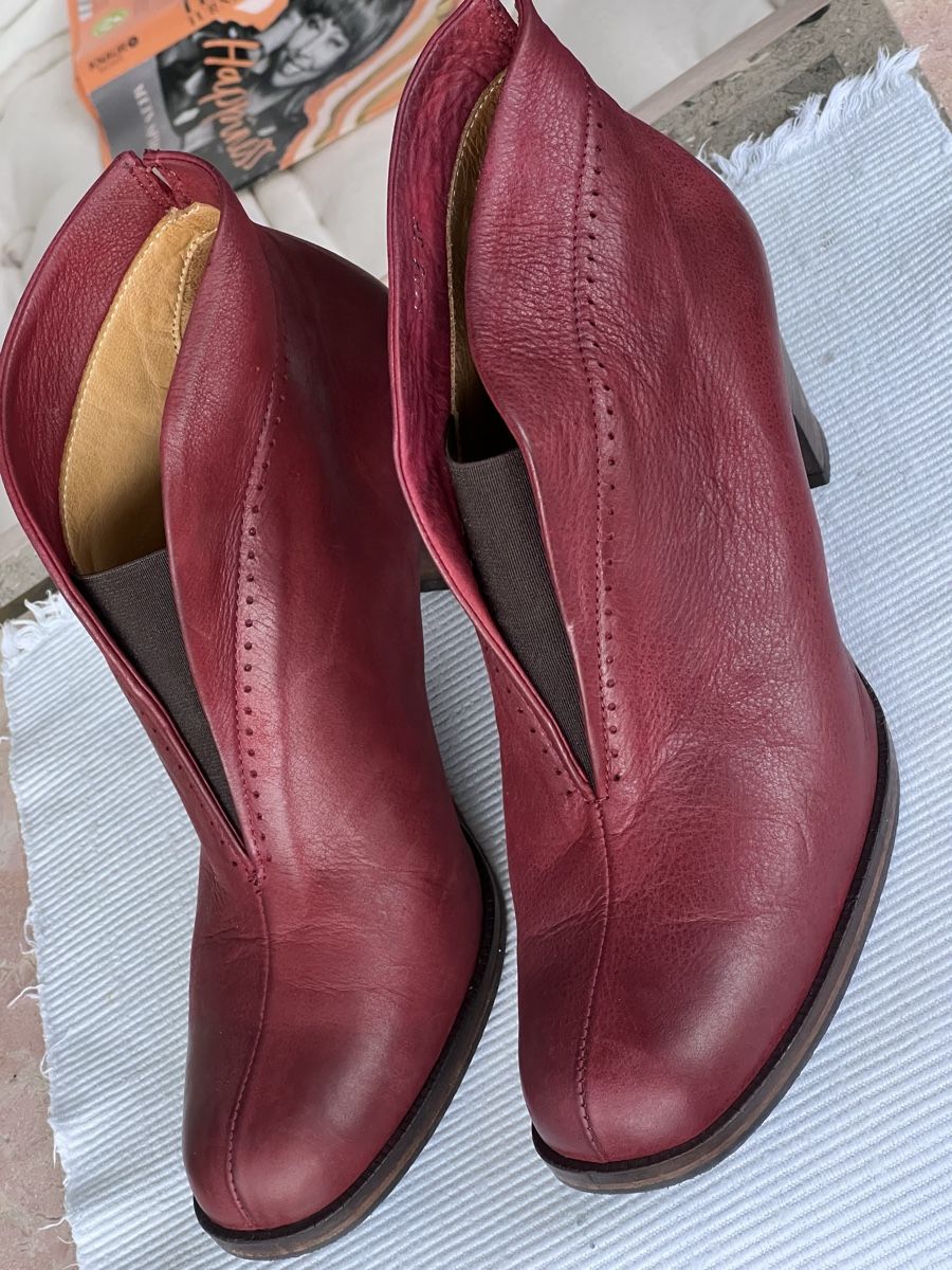 Damenschuhe: Stiefeletten rot  – Gebraucht aus Richterswil von Luke6