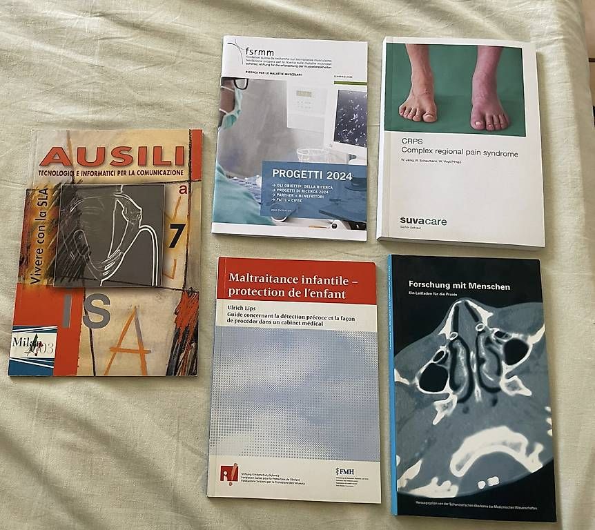 Regale: Regalo libri – Gebraucht aus Pregassona von has_n8rv 1