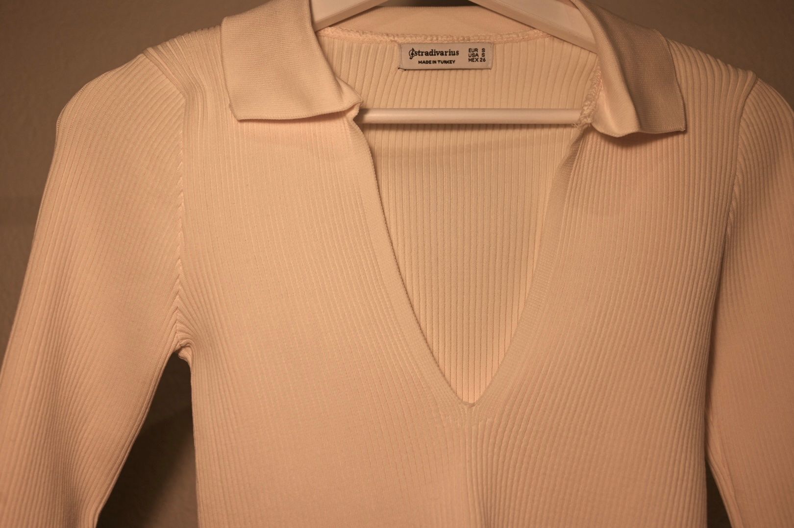 Stradivarius Top: Stradivarius Strickoberteil mit Kragen, Creme, Gr. S – Nuovo e nell'imballaggio originale da Zürich venduto da cla_7w78 1