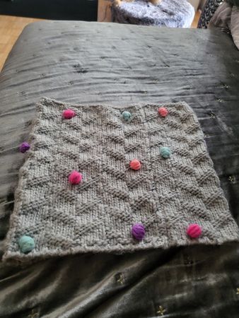 Strick Kragen Grösse 3 Jahre+ grau mit Pompons neu