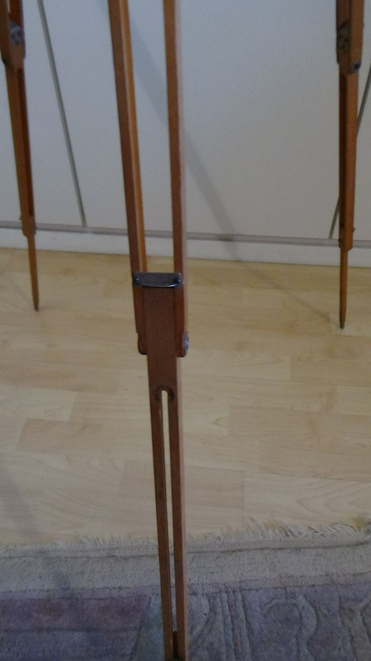 Treppiedi & Teste: Antikes Holzstativ – Usato da Wiedlisbach venduto da Bobesch10 4