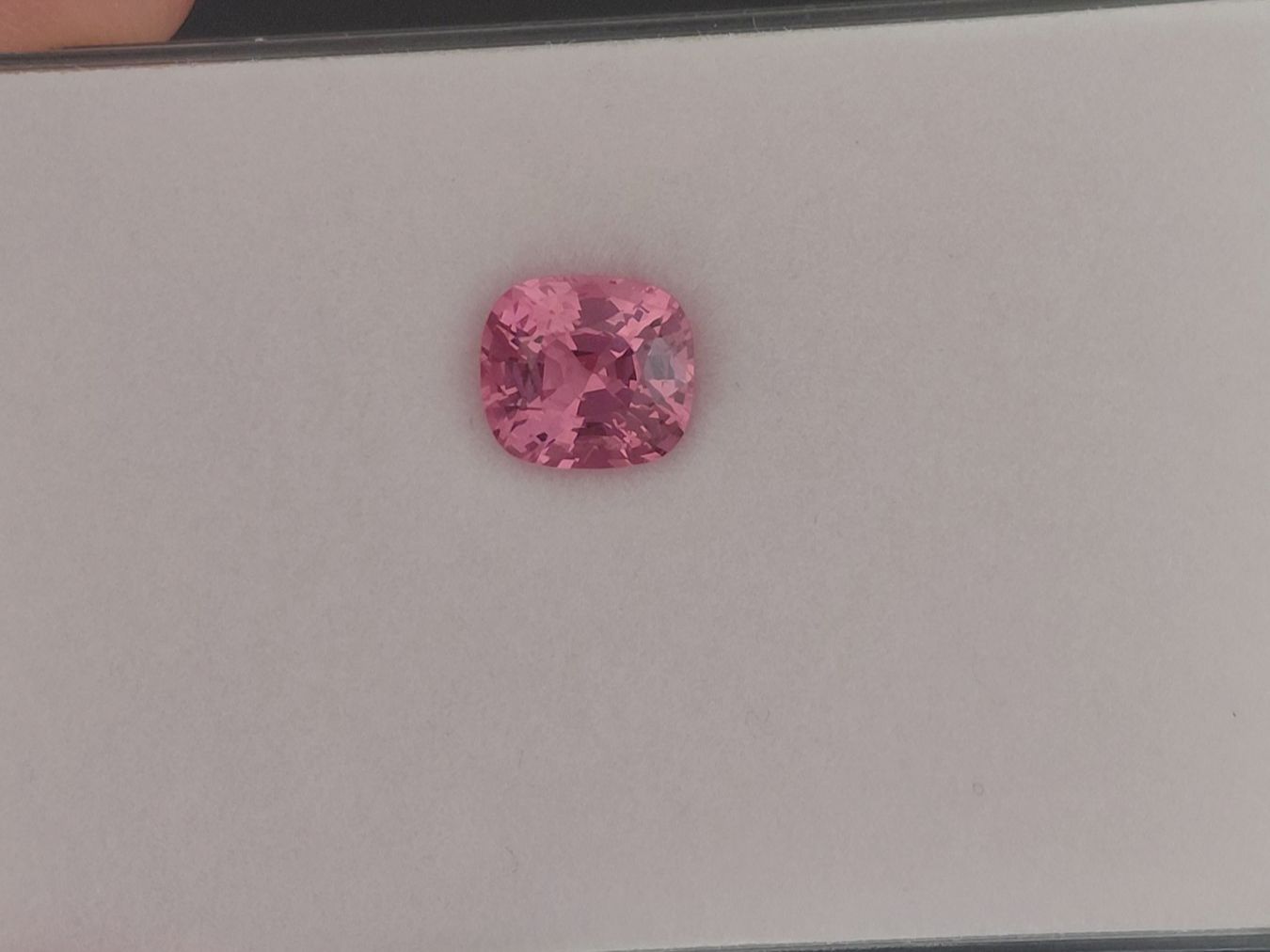 Edelsteine: Spinel 2.3ct Padparadscha – Gebraucht aus Bévilard von Yougems 4