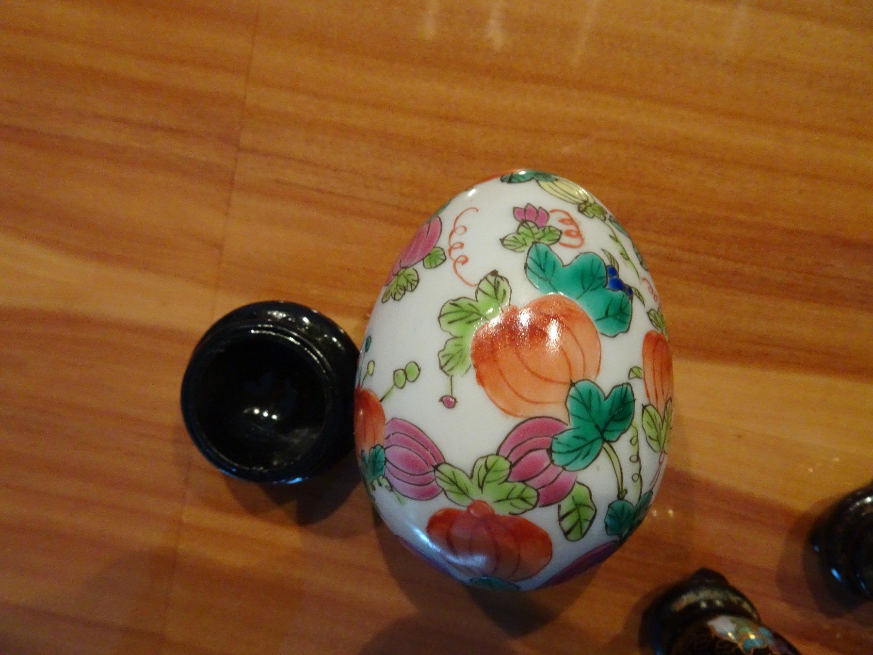 Statuette: Ei   Eier   -  4 Sammel-Eier  aus Porzellan u/oder Cloisonné – Usato da Vitznau venduto da Mina60 4