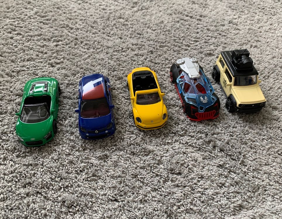 Lot de 5 voitures Majorette