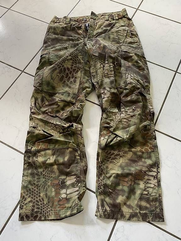 Uniformen: Uniforme camouflage – Gebraucht aus Fribourg von Tchitcho66 2
