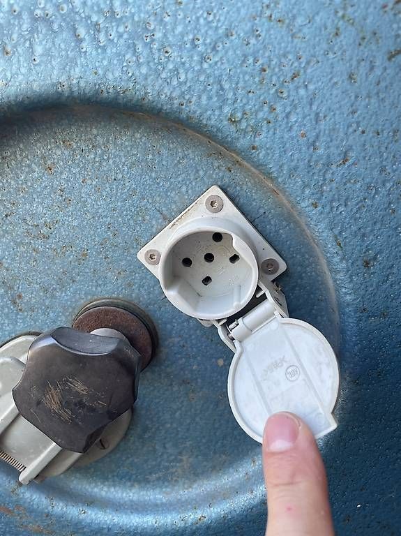 Câbles: Kabelrolle 380 V – D'occasion à Stettfurt par soeins 1