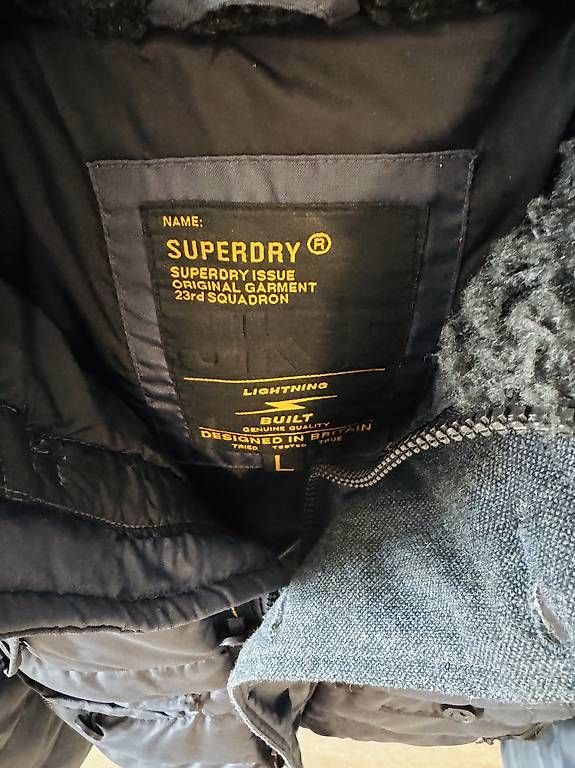 Superdry Giacche: SuperDry Lightning Herbst/Winterjacke L – Usato da Münchenstein venduto da fat.h 1