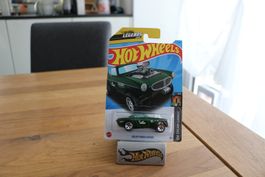 Hot Wheels HW Dream Garage 2023 Volvo P1800 Gasser 1/5 L
