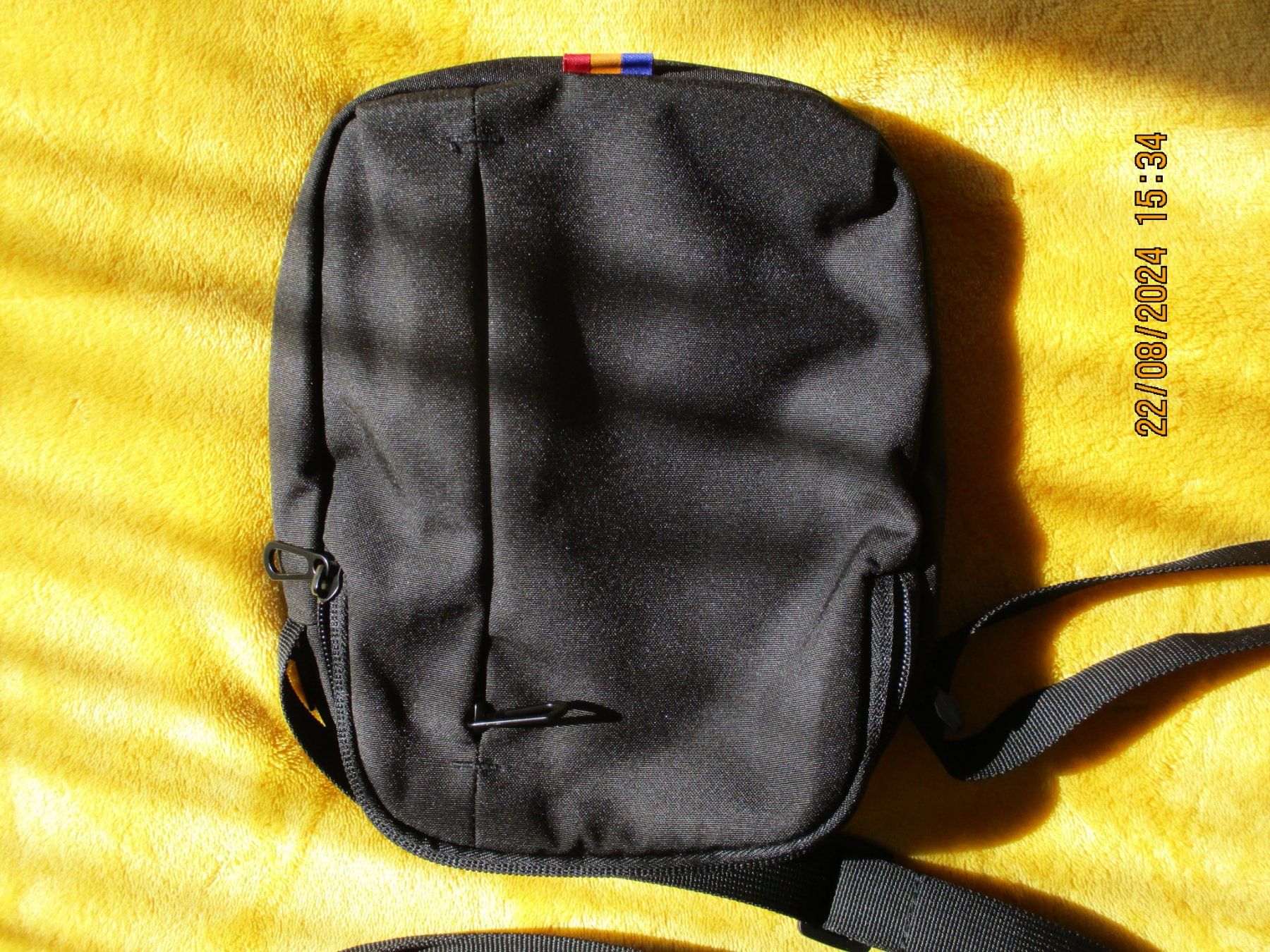 Borse: SCHULTERTASCHE UNISEX – Nuovo e nell'imballaggio originale da Safenwil venduto da universum78