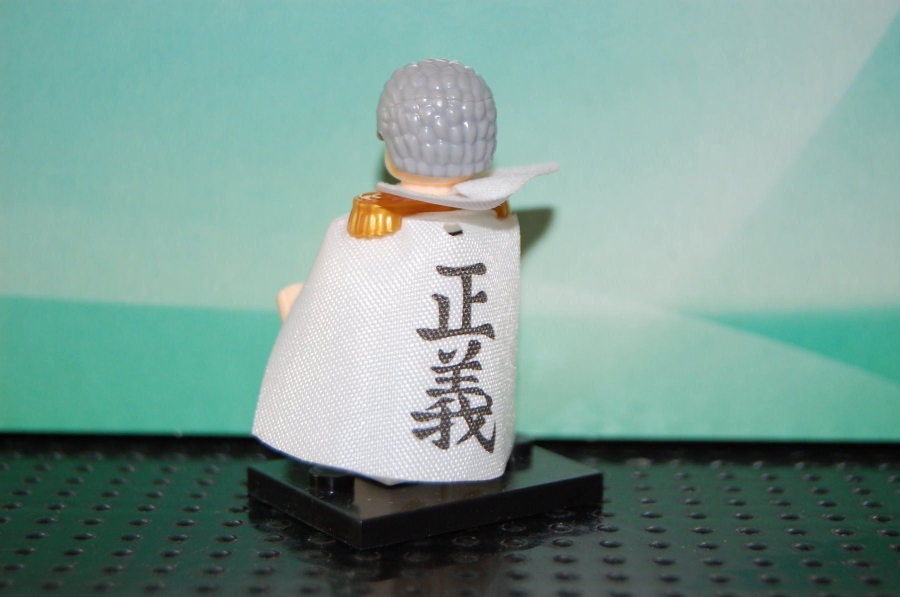 One Piece Minifigur Monkey D. Garp (Gebraucht) in Basel für CHF 3.9 ...