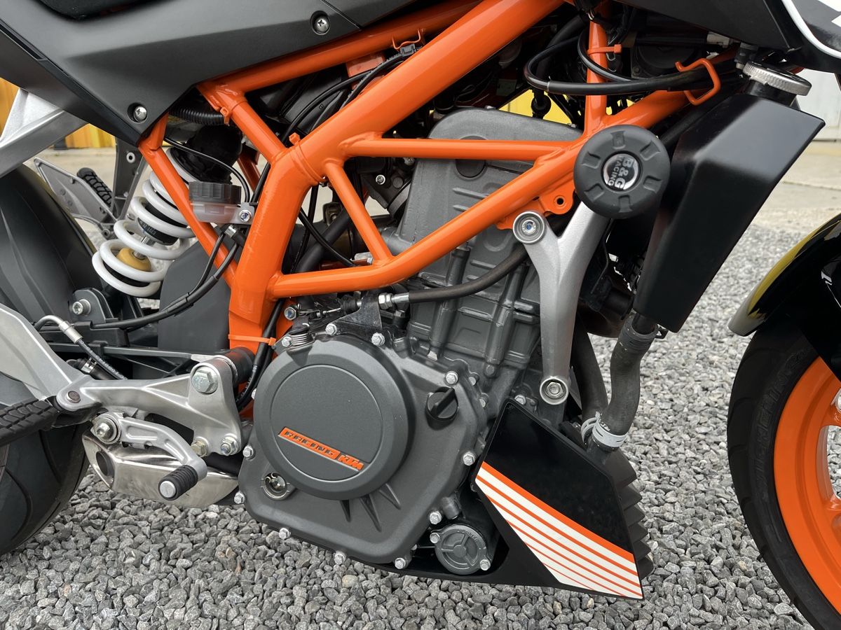 Strasse: KTM Duke 390 – Gebraucht aus Brunnen von Steini89 4