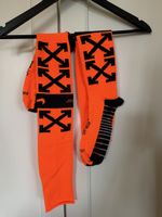Off-White Socks: Orange, Iconic Design - Streetstyle Look!