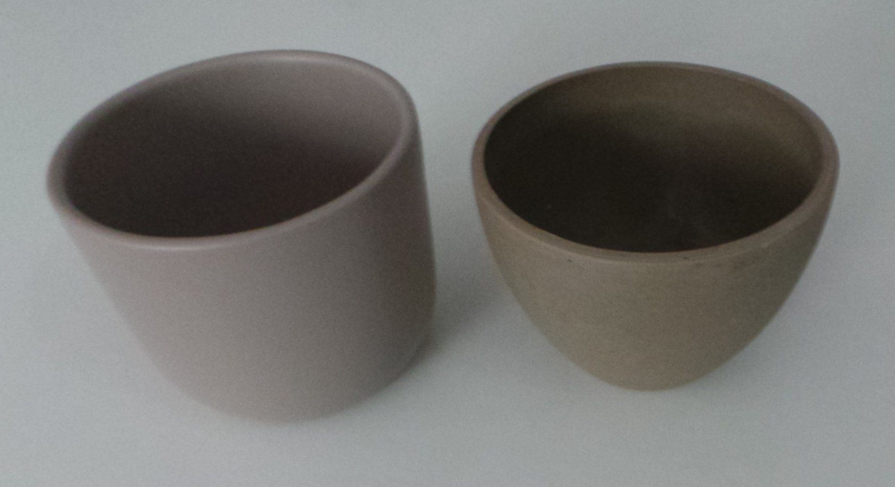 Pots de fleurs: 2 kleine Übertöpfe – Neuf (Voir description) à Flamatt par Tattoo18