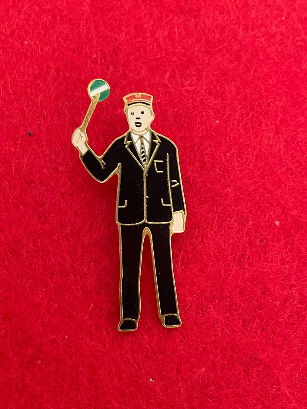 Plaketten & Abzeichen: Pin's CFF/SBB – Gebraucht aus Auvernier von pipaille