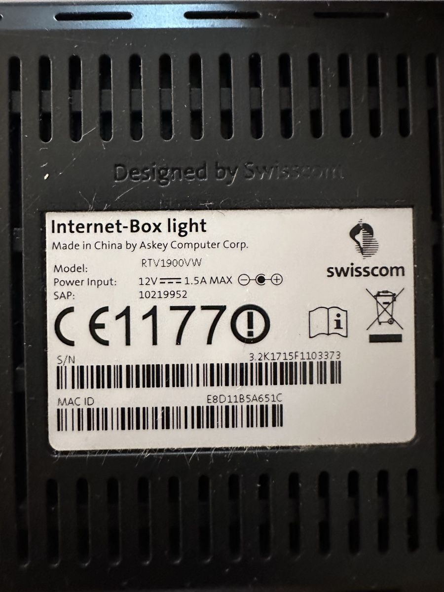 Swisscom Modems & Routeurs: Swisscom Internet Box light – D'occasion à Rafz par irbis42 2