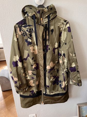 Bogner Jacke mit Blumenstickerei Camouflage Grösse L