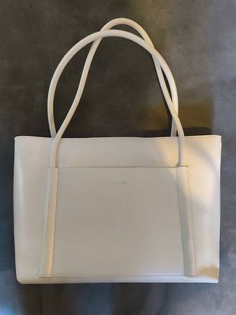 Calvin Klein Shopper
