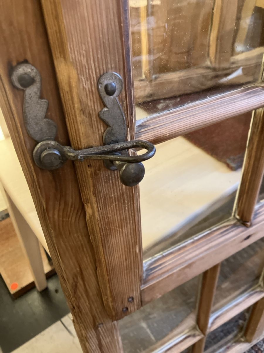 Finestre: Antikes Fenster – Usato da Erlenbach im Simmental! venduto da Simmentaler-Perlen 1