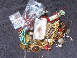 Grosses Modeschmuck Konvolut gebraucht ab 1.- Fr.
