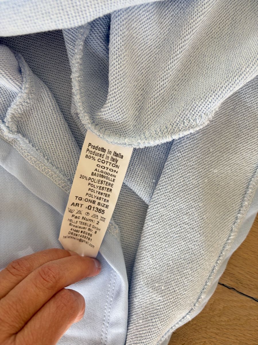 Maglioni & Felpe: Kurzarm Sweater, One Size, Hellblau, neu! – Nuovo e nell'imballaggio originale da Hünenberg See venduto da Tower02 3