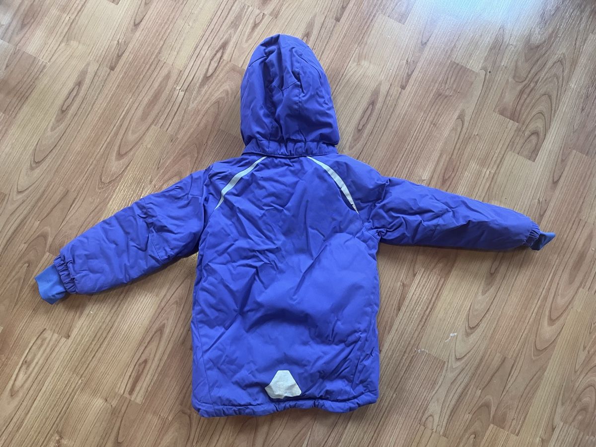 H&M Giacche & Cappotti: Skijacke Grösse 110 – Usato da Jonschwil venduto da Theswissmiss 1