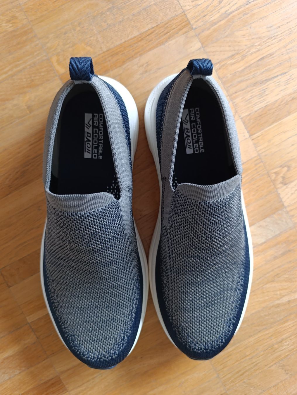Herrenschuhe: Herren Sneakers leicht Gr. 42 Neu – Neu und originalverpackt aus Zürich von VorlonShadow 3