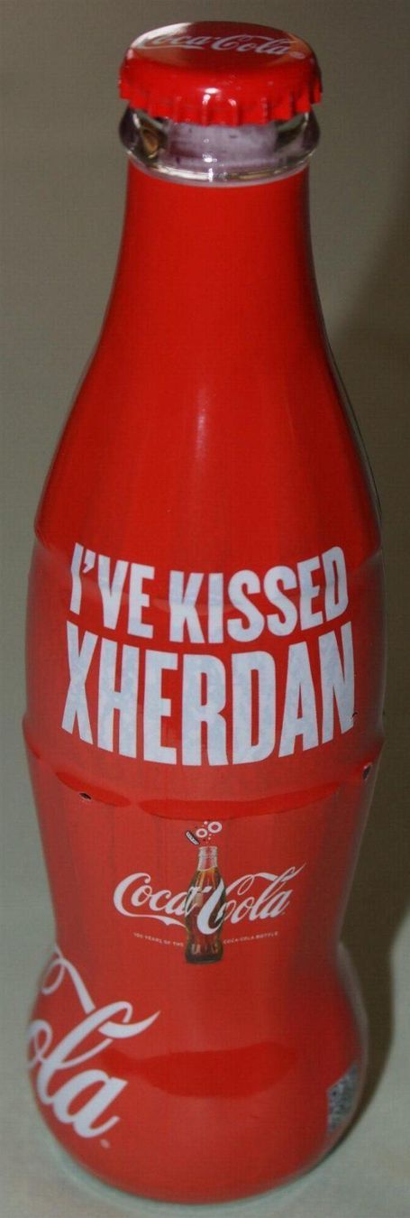 Coca-Cola Altro in Stoviglie & Bicchieri: Coca-Cola Flasche -  Xherdan Shaqiri – Usato da Pfäffikon ZH venduto da Colacity 3