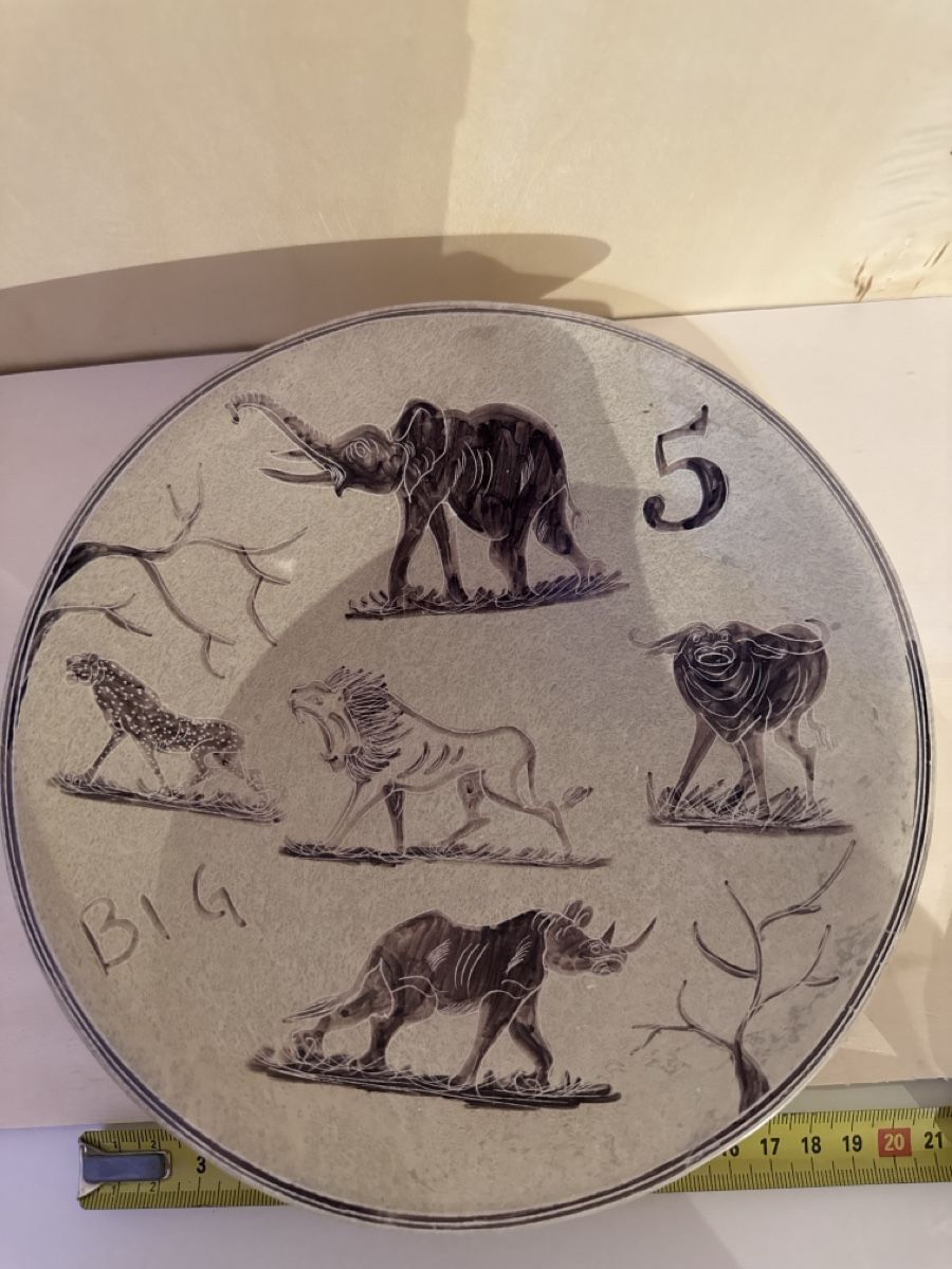 Piatti: Assiette décorative animaux de la savane numéro 5 – Usato da Chêne-Bougeries venduto da Seetooyoo 1