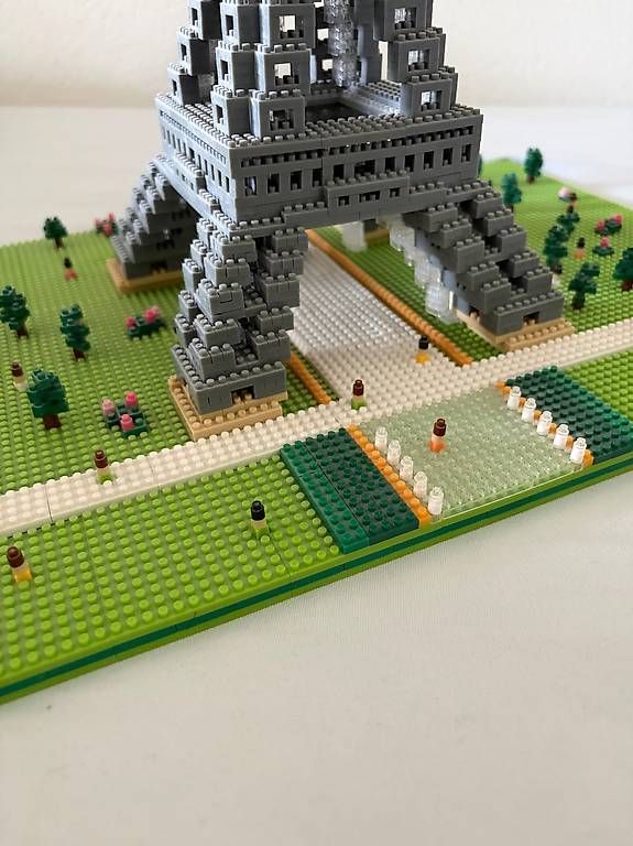 Kit di costruzioni: BRIXIES Eiffelturm Paris Collectors Edition – Usato da Herrenschwanden venduto da raf_bq7n 2