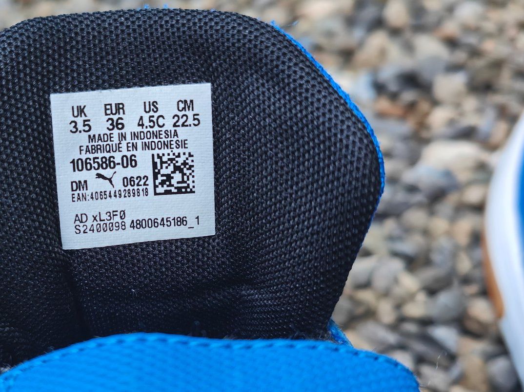 Puma Schuhe für Jungen: Hallenturnschuh Gr. 36 – Gebraucht aus Lostorf von prikyb 4