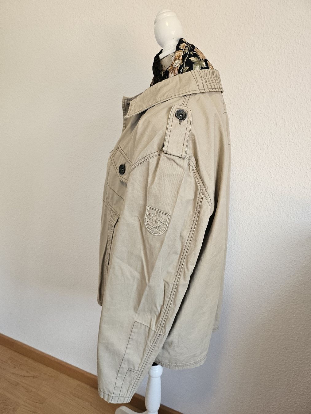 Giacche: Leichte Jacke GREY CONNECTION Khaki M  – Usato da Degersheim venduto da wul_5vdb 2