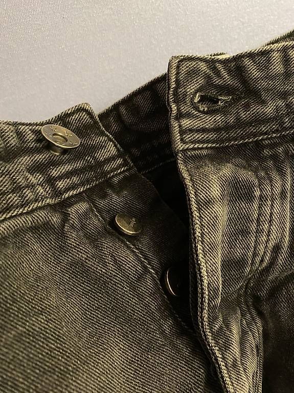 Jeans: Anthrazitfarbene Jeans – Usato da Ellikon a d Thur venduto da sar_l8sf 2