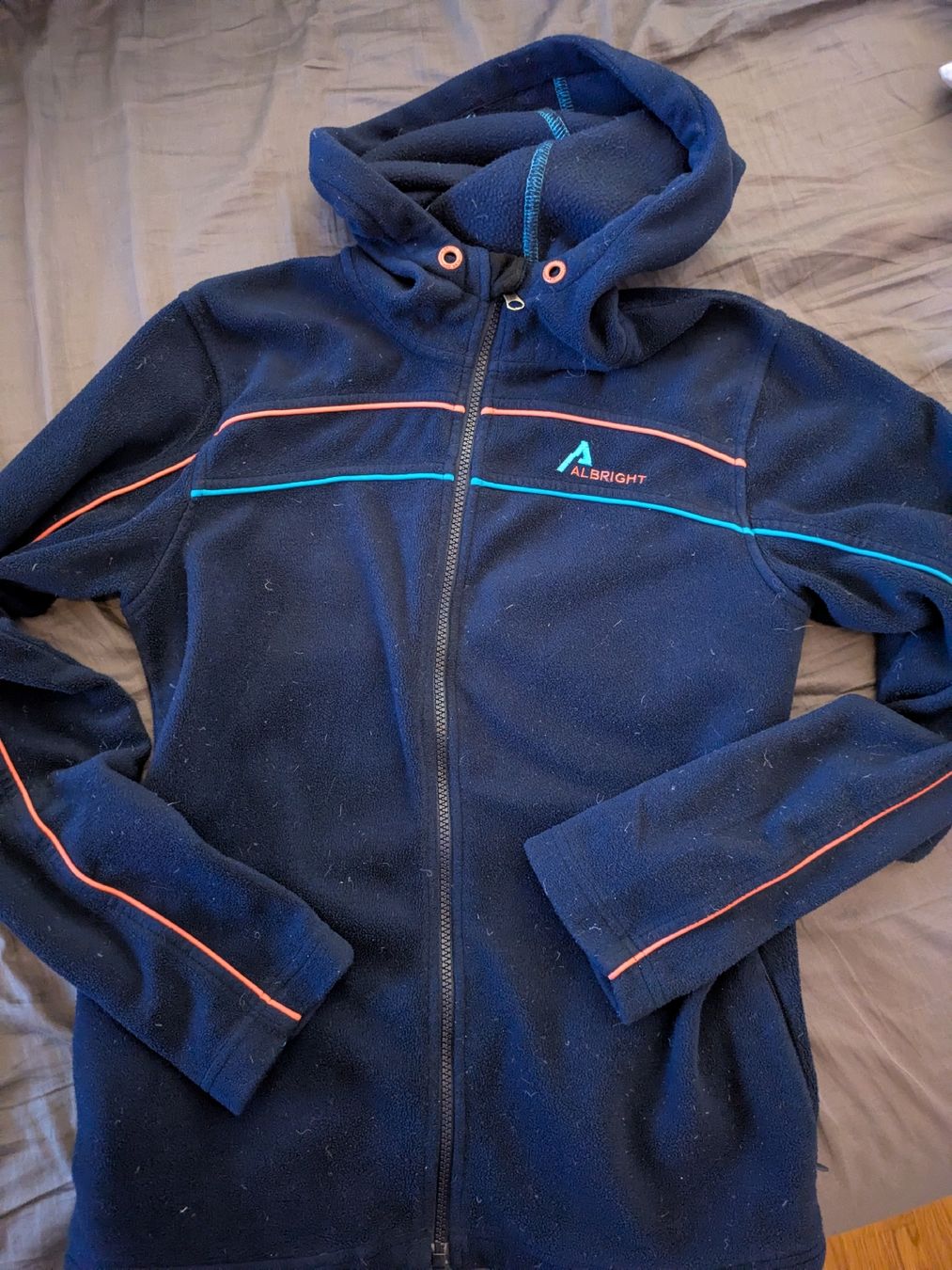 Albright Pulls & Sweat-shirts: Faserpelz Albright, Gr. xs / s – D'occasion à Bern par Patricia.Z. 1