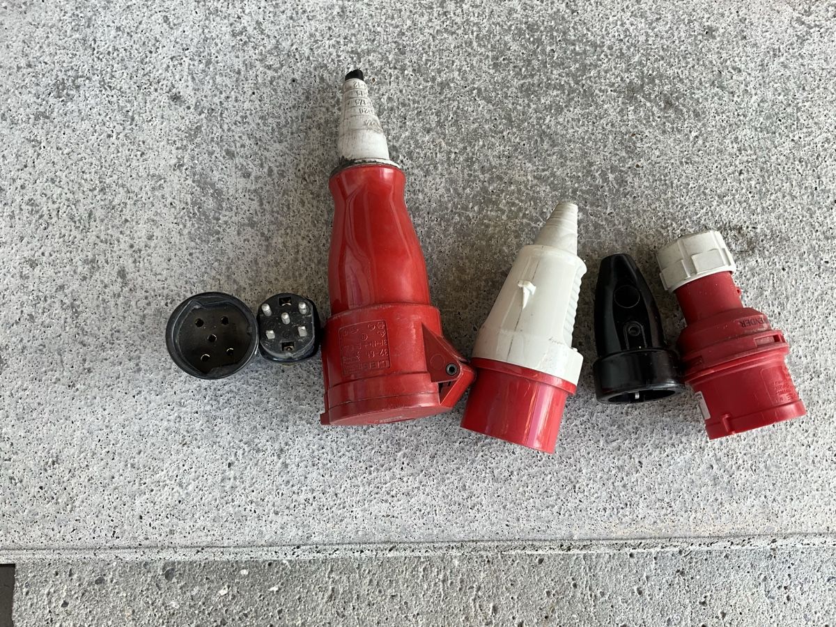 Spine: Diverse Stecker & Kupplungen - Starkstrom – Usato da Thal venduto da nocheli