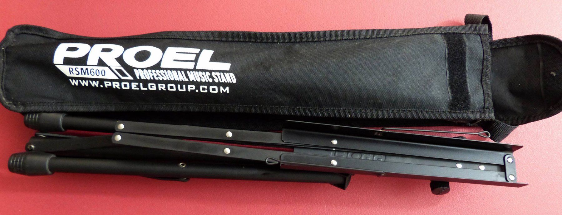 Supporti per strumenti musicali & leggii: PROEL RSM 600 PROFESSIONAL MUSIC STAND – Usato da Lugano venduto da YouWantUS