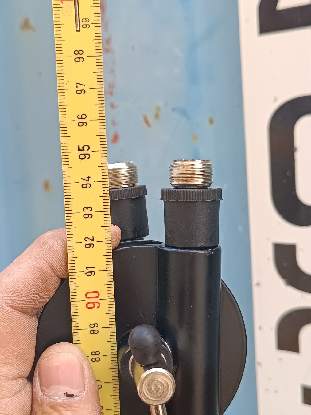 Supporti per strumenti musicali & leggii: Omnitronic Mikrofonständer - Robust & Zuverlässig (em285) – Usato da Künten venduto da Schnaepplihuus 9