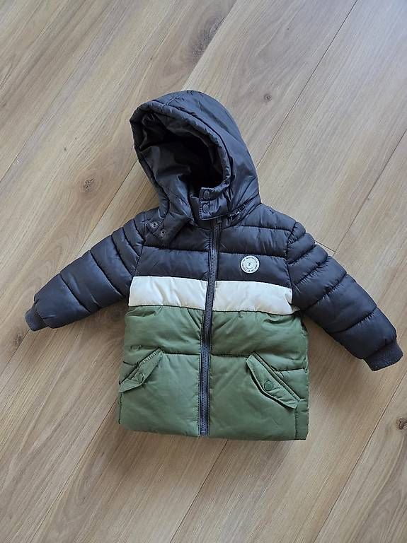 Jacken & Mäntel: Winterjacke – Gebraucht aus Triesenberg von wild-hog