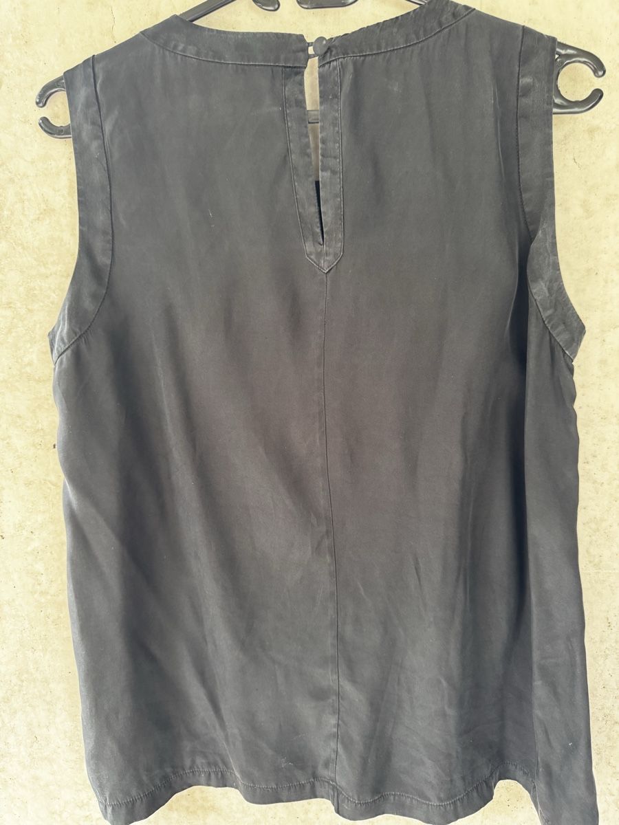 Tops: Schwarze Bluse Gr 38 aus Seide 100% – Gebraucht aus Zürich von Manubene 1