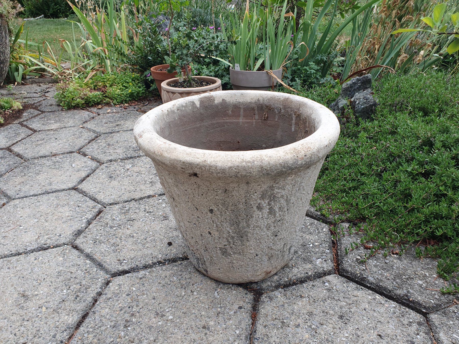 Pots de fleurs: JACO - Blumentopf - Pflanzgefäss - Ton – D'occasion à Steffisburg par C.Kreuzer