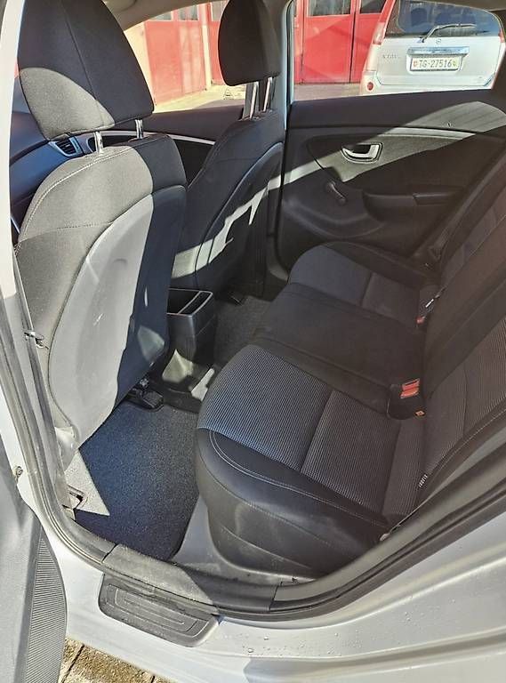 Automobili: Hyundai i30 ab MFK 27.03.2026 – Usato da Buch b. Frauenfeld venduto da lad_dd7w 4