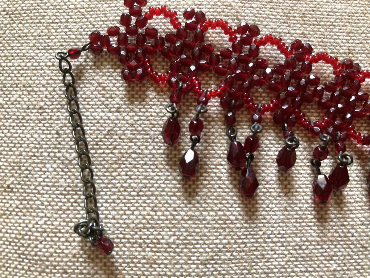 Colliers: Collier fausses perles rouge – Neuf avec emballage d'origine à Ardon par hel_2sxp 6