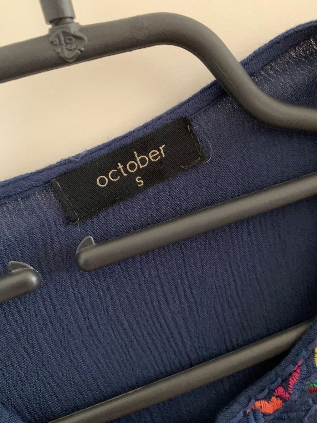 Tops: Top OCTOBER S – D'occasion à Horgen par linuxrp 2