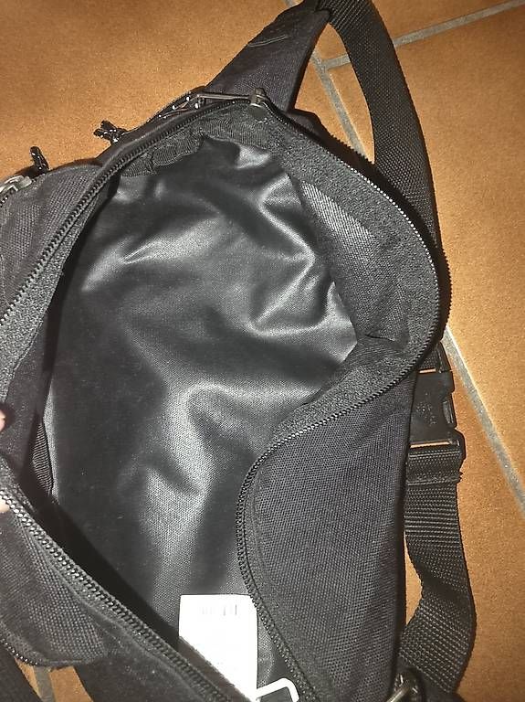 Sacs: Eastpak Bauchtasche – D'occasion à Nottwil par Niggers007 2