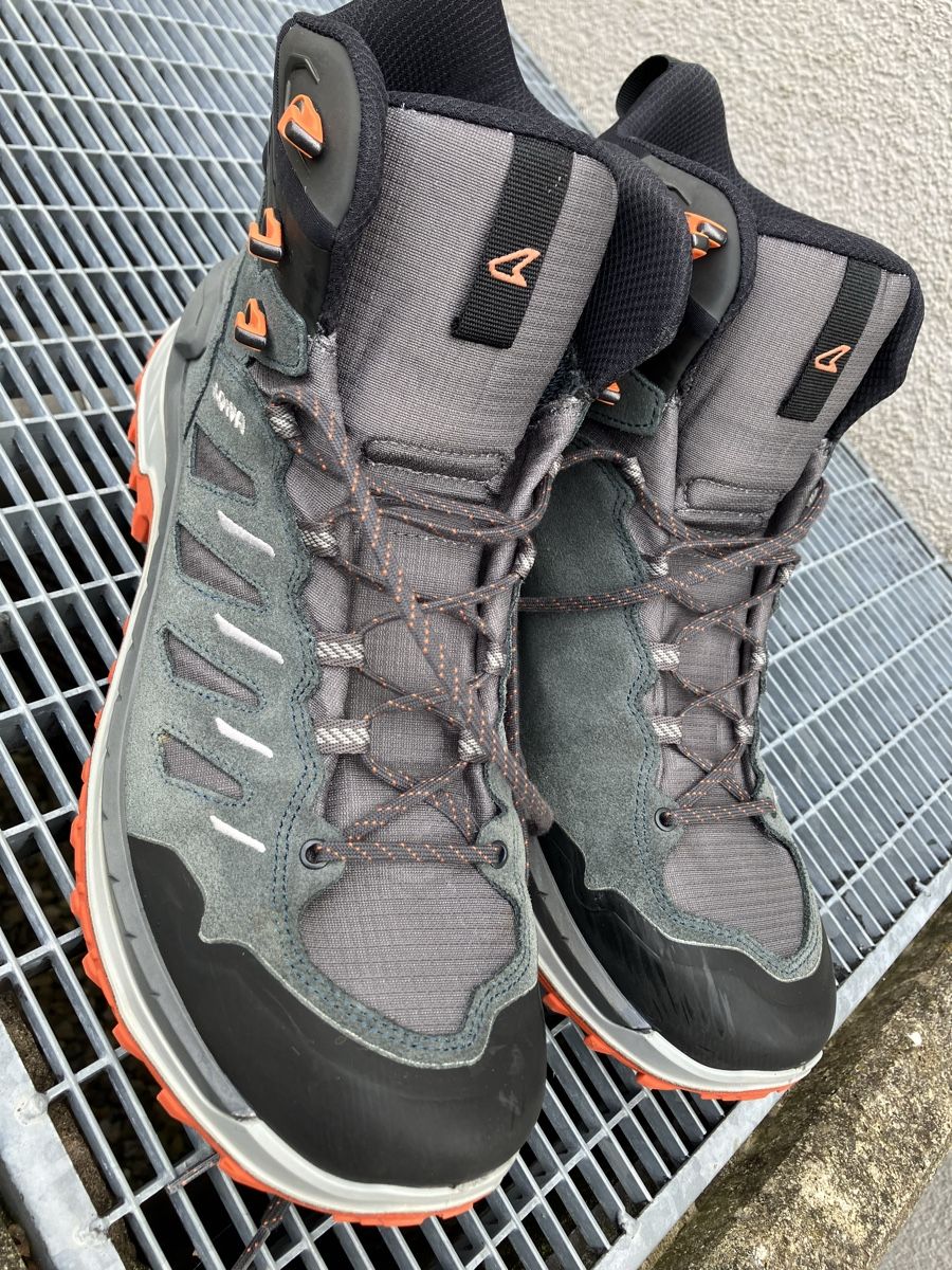Lowa Herrenschuhe: Top Lowa Wanderschuh neu 46 – Neu (gemäss Beschreibung) aus Schlatt ZH von Cheyenne77