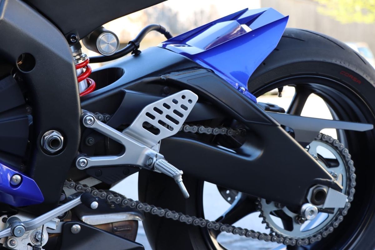 Yamaha Strada: Yamaha YZF-R6 RJ11 – Usato da Rheineck venduto da s1kfrank 7