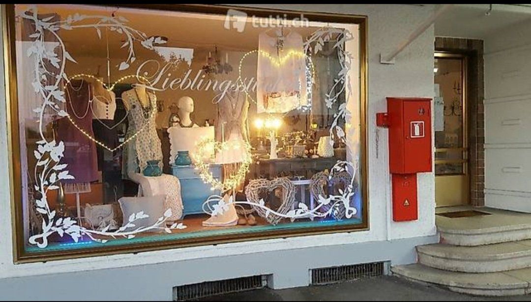 Credenze: Antikes Buffet 2-teilig ca. 100Jährig – Usato da Kölliken venduto da Lieblings-stuecke 3