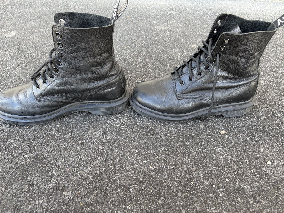 Dr. Martens Chaussures hommes: Dr Martens – D'occasion à Schwyz par anizehn 2