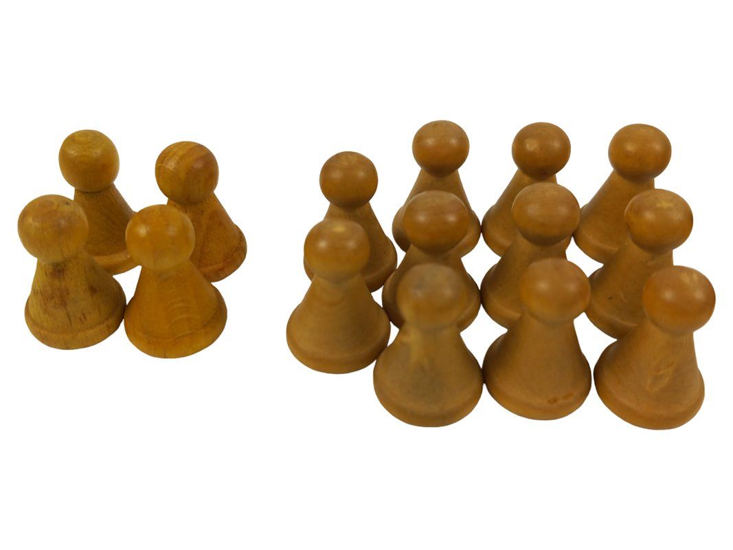 Giochi: Spielfiguren und Würfel – Usato da Hünenberg venduto da Restwert_Zug 7