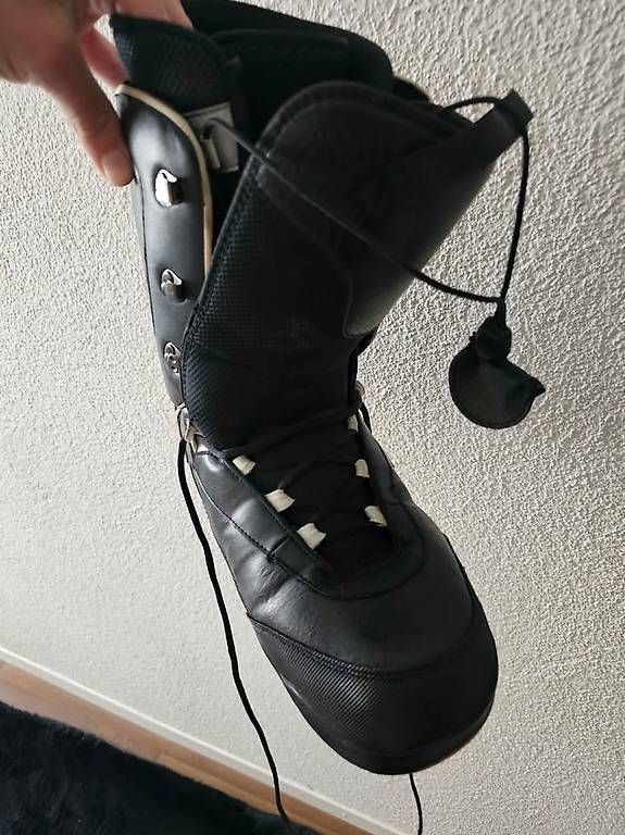 Scarpe da uomo: Snowboard boots grosse 48 / US14 – Usato da Andermatt venduto da nic_8wdz 1